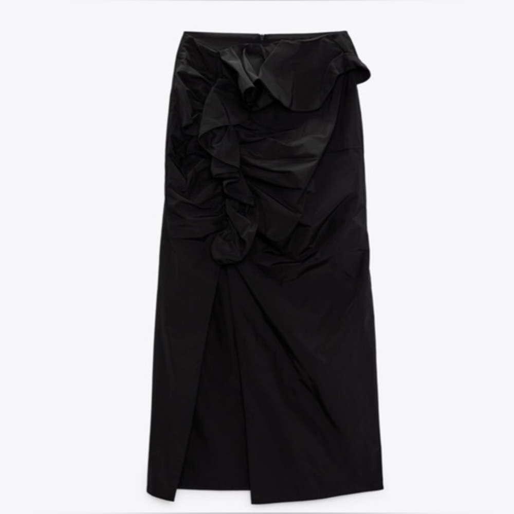 Zara NWT ruffled midi skirt size M